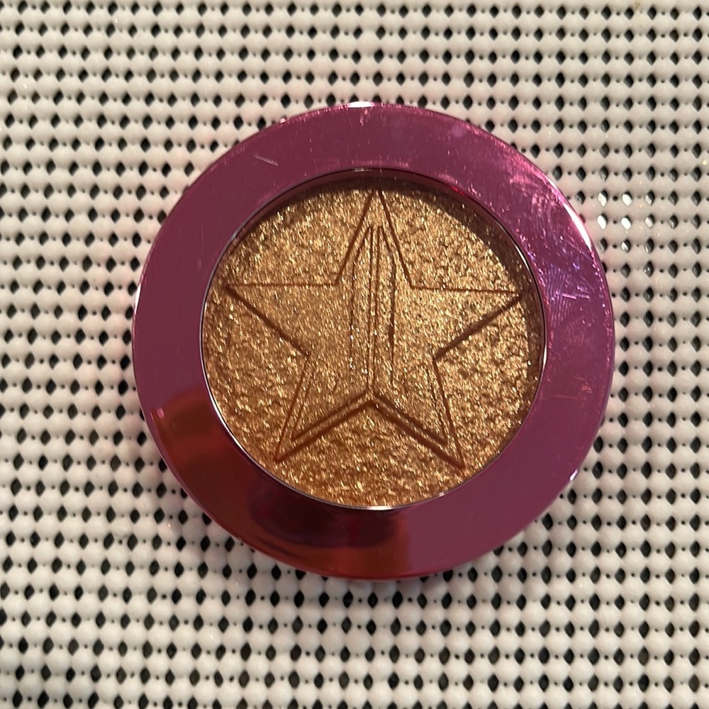 Jeffree Star Supreme frost